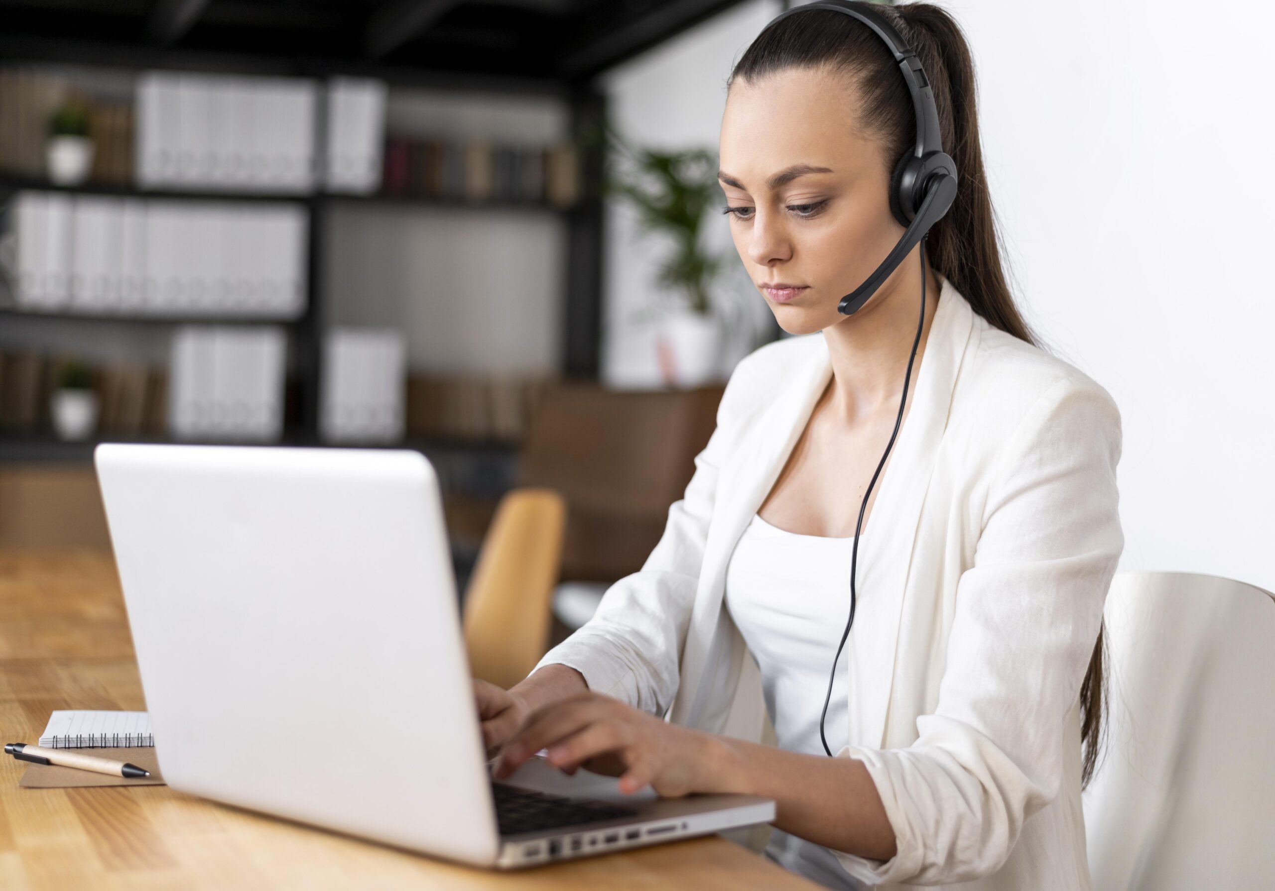 customer services2